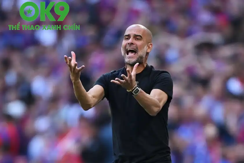 Pep Guardiola lên tiếng bảo vệ cậu học trò